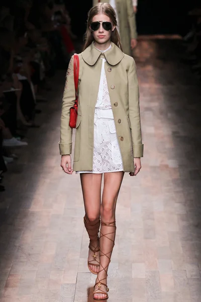 Look 45